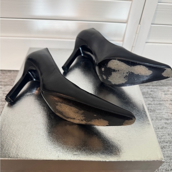 Charles Jourdan Vintage Black Leather Pumps Size 7 - Picture 3 of 6
